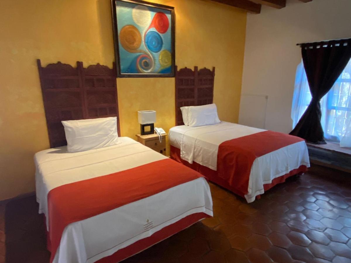 Готель La Joyita Cuernavaca (Adults Only) Екстер'єр фото