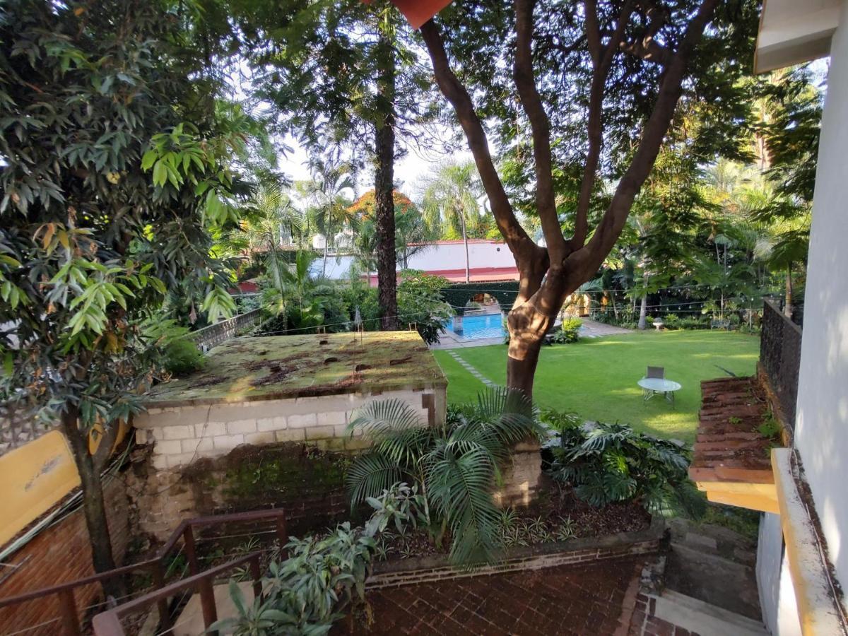 Готель La Joyita Cuernavaca (Adults Only) Екстер'єр фото