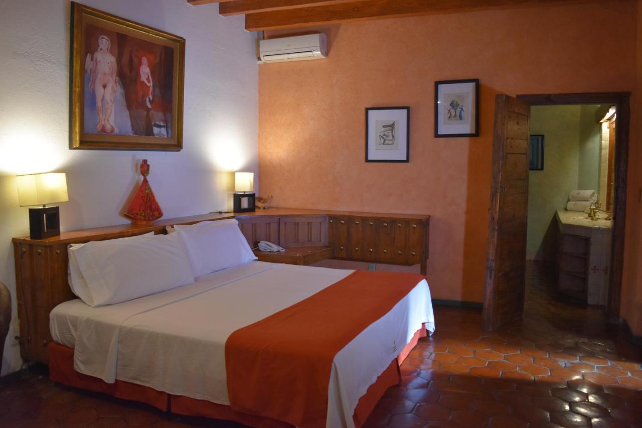 Готель La Joyita Cuernavaca (Adults Only) Екстер'єр фото