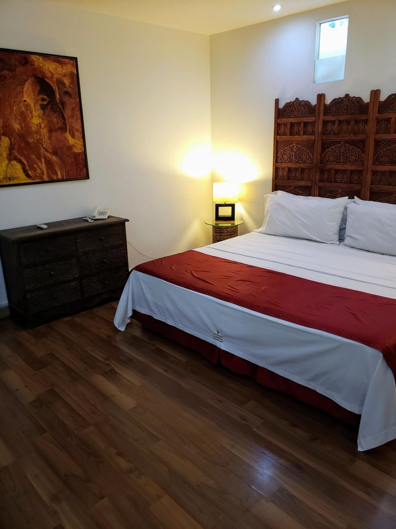Готель La Joyita Cuernavaca (Adults Only) Екстер'єр фото