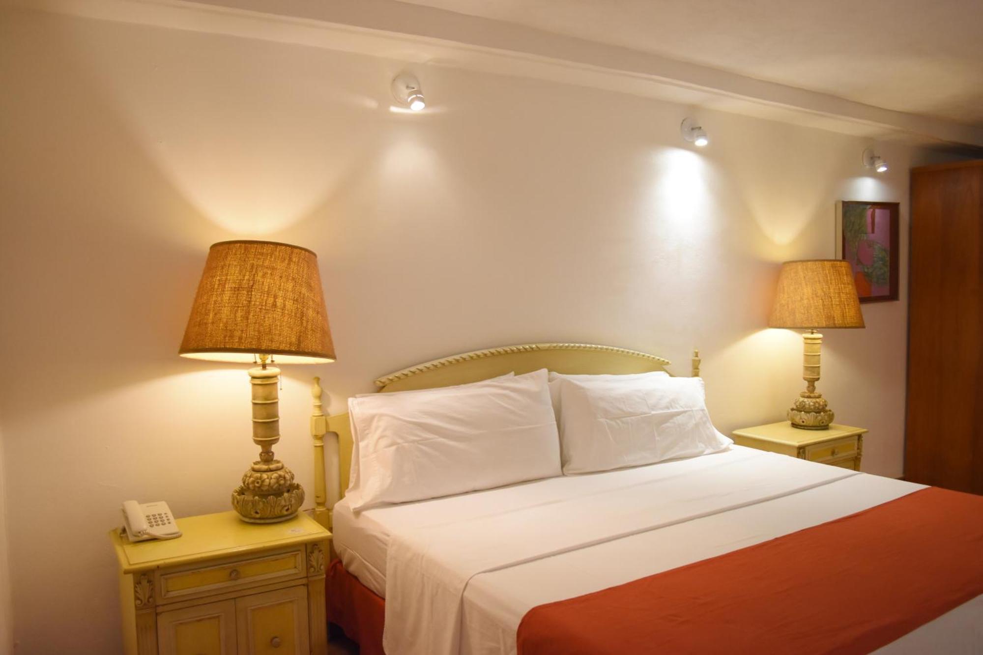 Готель La Joyita Cuernavaca (Adults Only) Номер фото